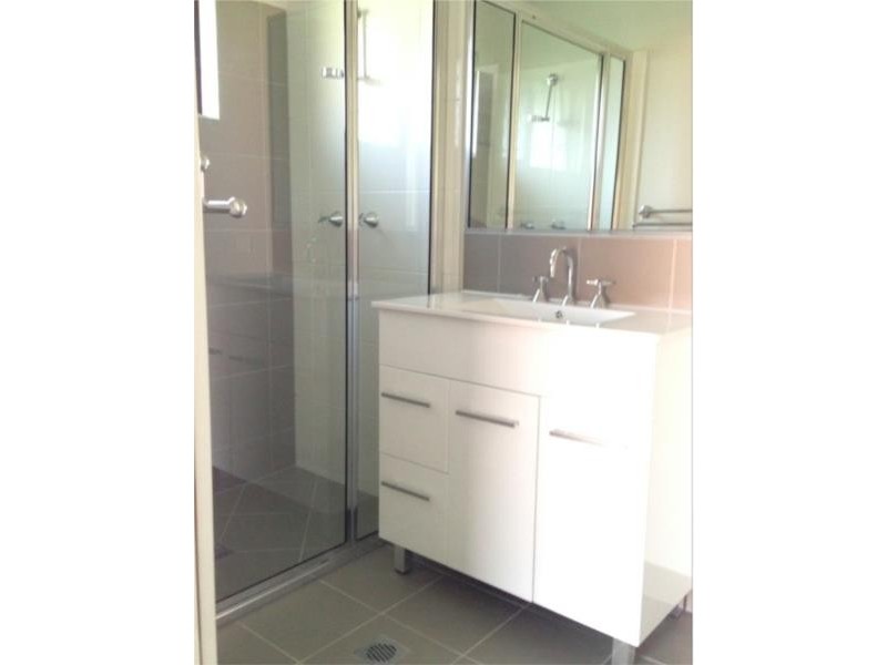 1 Girraween Avenue, Douglas QLD 4814