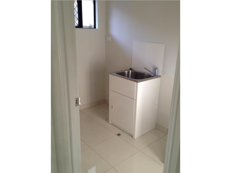 1 Girraween Avenue, Douglas QLD 4814