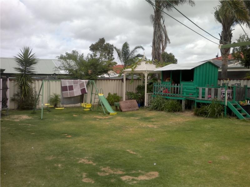 19 Arnhem Court, Ballajura WA 6066