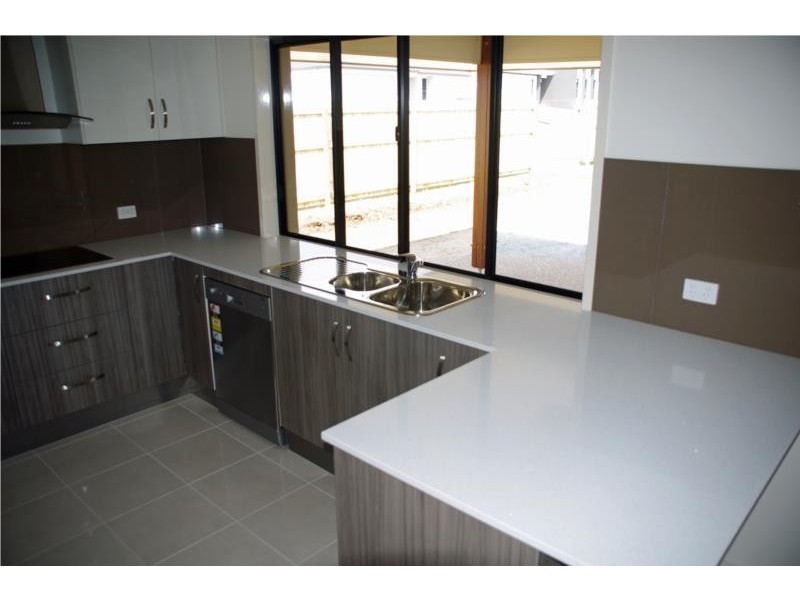 6 Dexter Court, Mount Pleasant QLD 4740