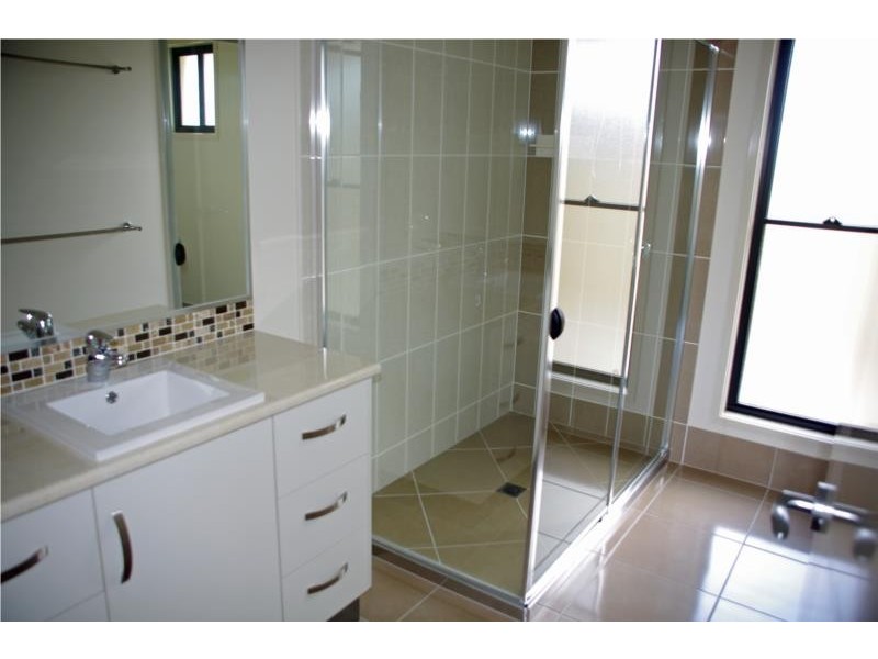 6 Dexter Court, Mount Pleasant QLD 4740