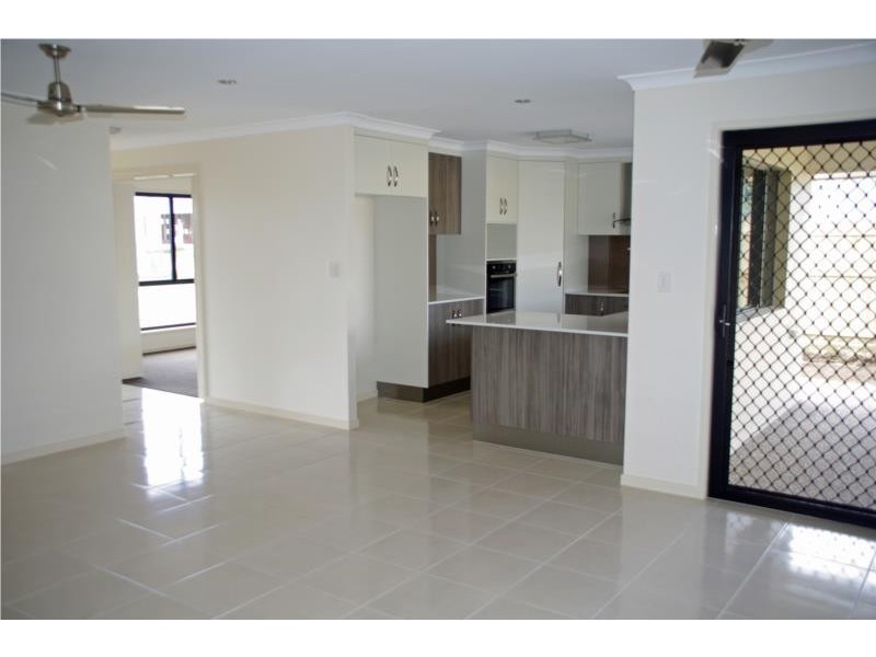 6 Dexter Court, Mount Pleasant QLD 4740