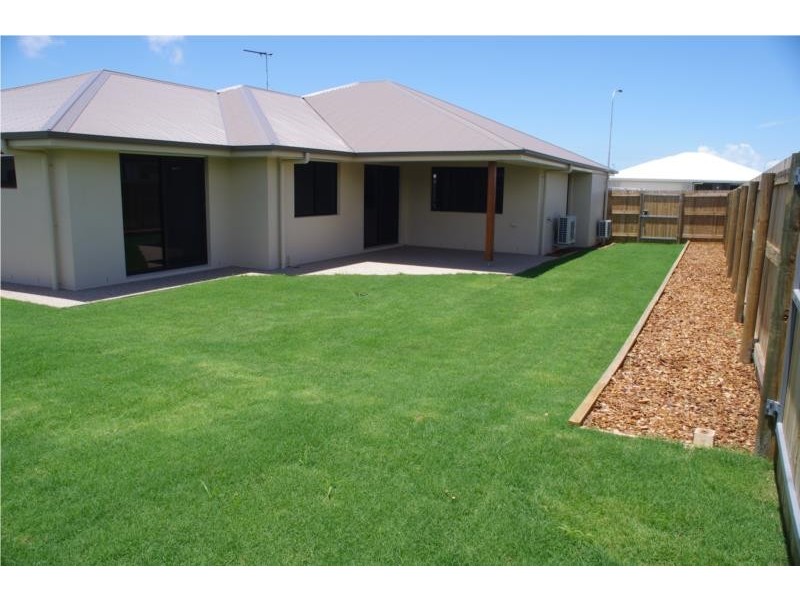 6 Dexter Court, Mount Pleasant QLD 4740