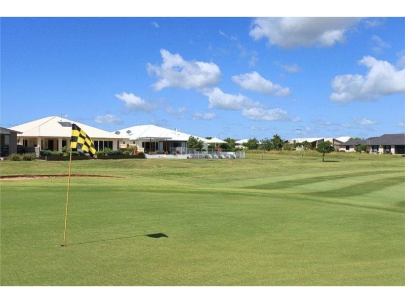 38 Bisdee Street, Coral Cove QLD 4670