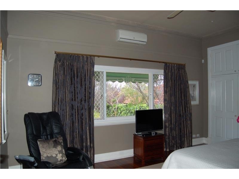 24 Pangbourne Street, Wembley WA 6014