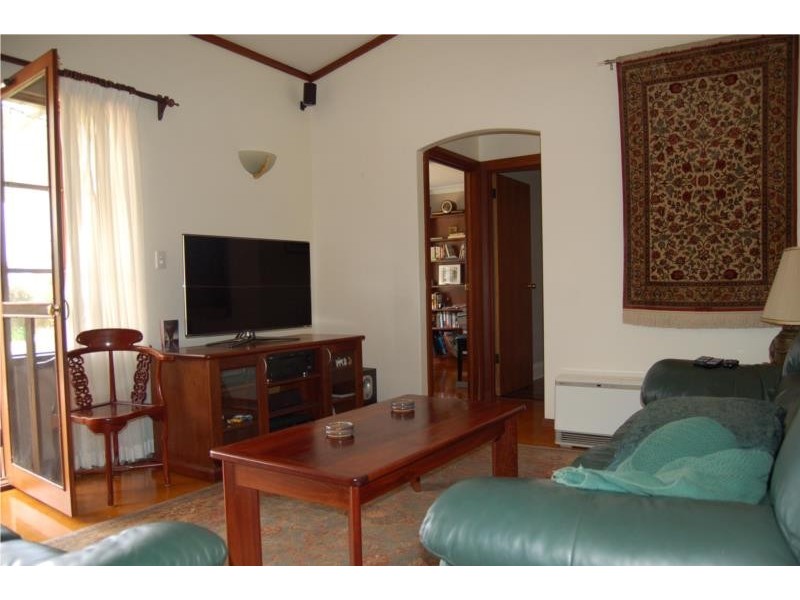 24 Pangbourne Street, Wembley WA 6014