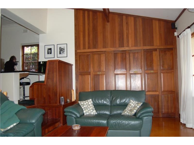 24 Pangbourne Street, Wembley WA 6014