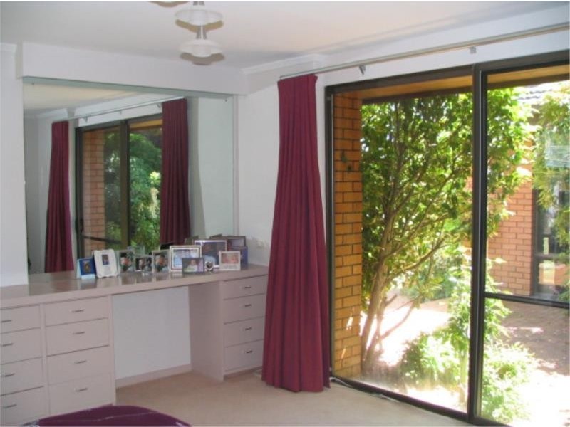 40 Gowrie Walk, West Bathurst NSW 2795