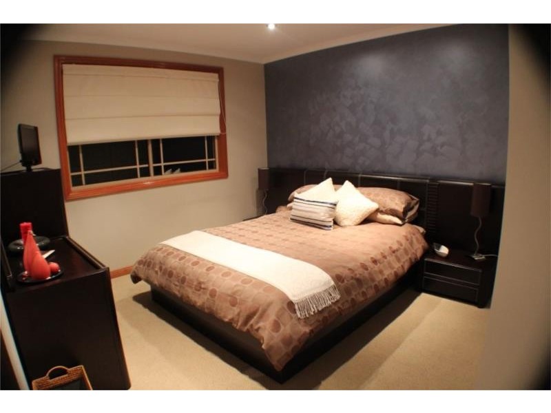 2 Glenmore Place, South Penrith NSW 2750