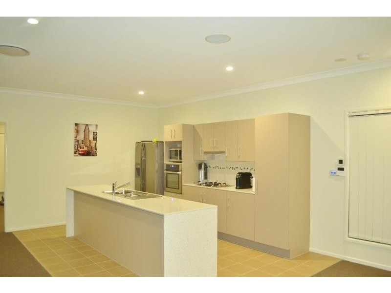 143 Junction Road, Morningside QLD 4170