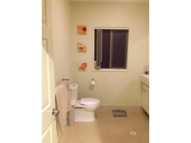 143 Junction Road, Morningside QLD 4170