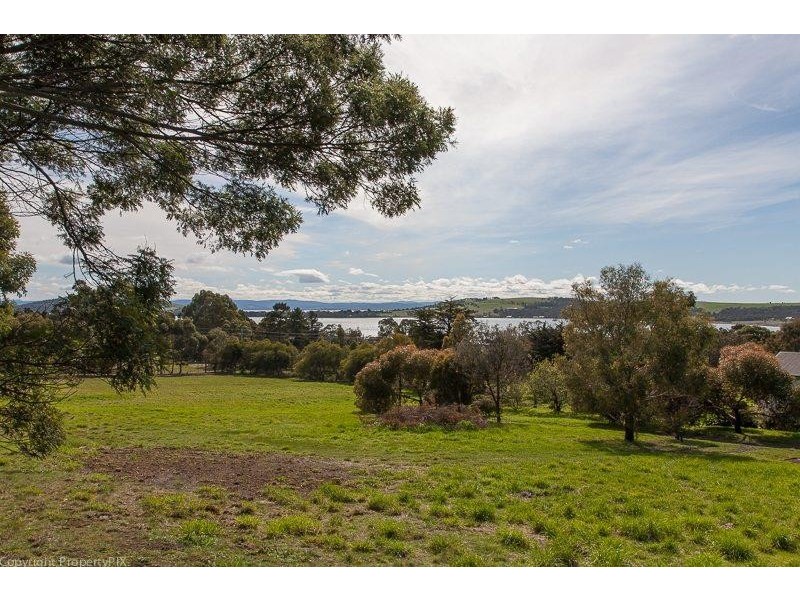 386 Clifton Beach Road, Clifton Beach TAS 7020