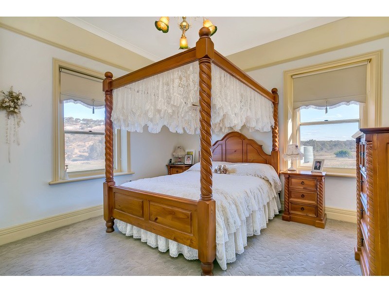 7952 Murraylands Road, Black Hill SA 5353