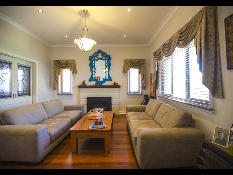 15 PRINCESS ROAD, Doubleview WA 6018