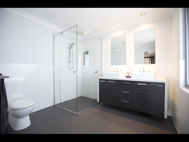 15 PRINCESS ROAD, Doubleview WA 6018