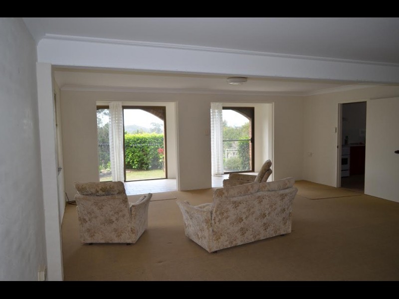 4 Vista Way, Scotts Head NSW 2447