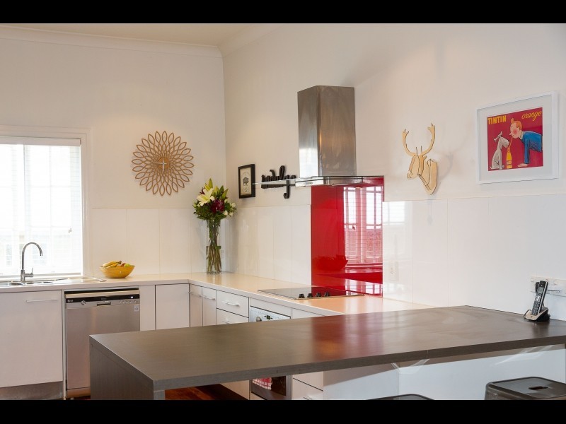 79 Glebe Road, Silkstone QLD 4304