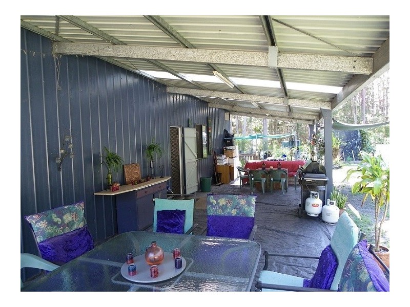 69 Hempsall Road, Cootharaba QLD 4565