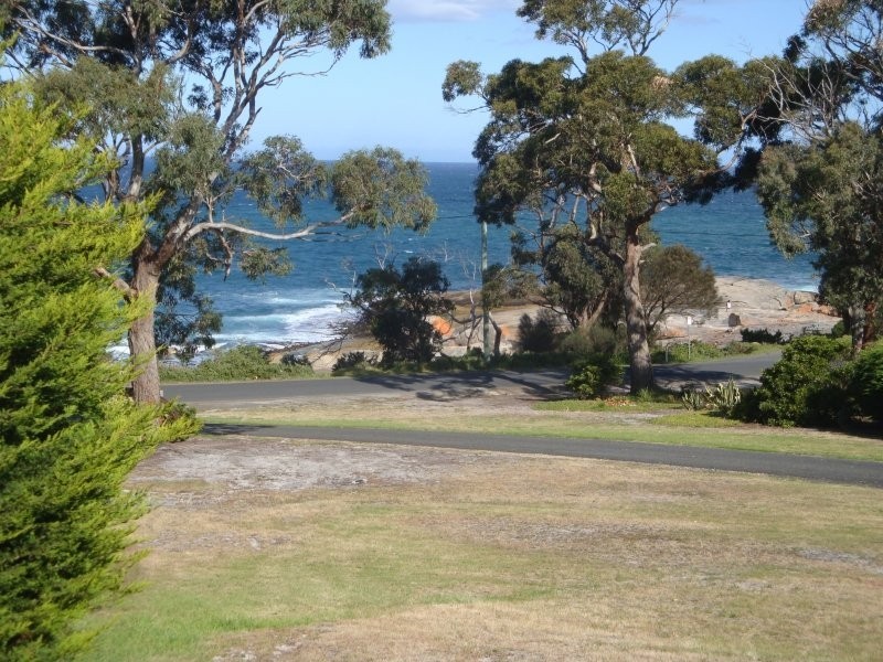 2-3 The Esplanade, Bicheno TAS 7215