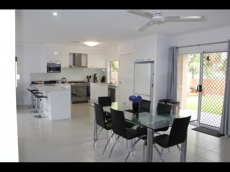 8 Tallaroon Street, Shailer Park QLD 4128
