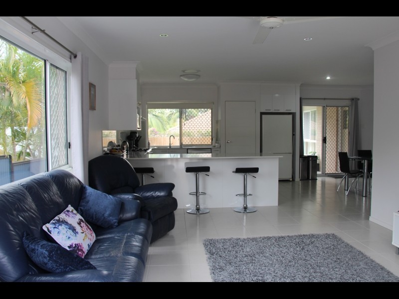 8 Tallaroon Street, Shailer Park QLD 4128