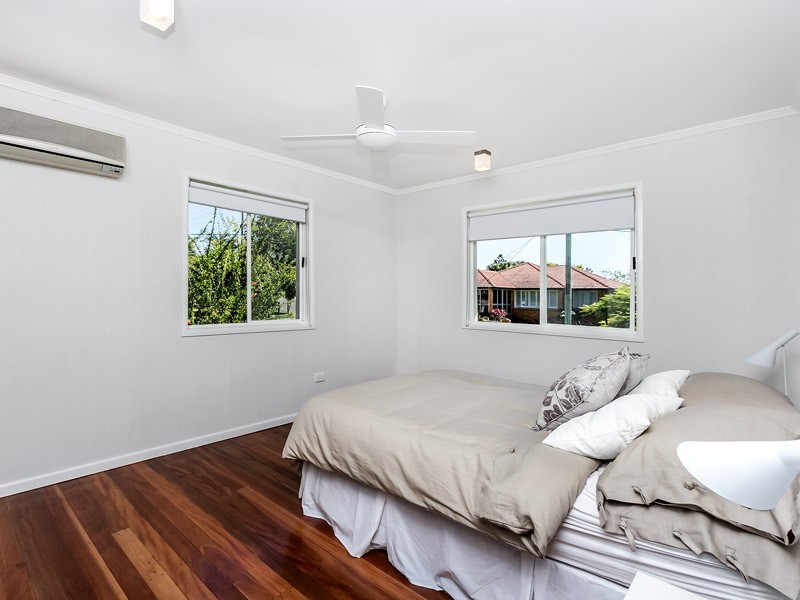 36 Ringrose Street, Stafford Heights QLD 4053