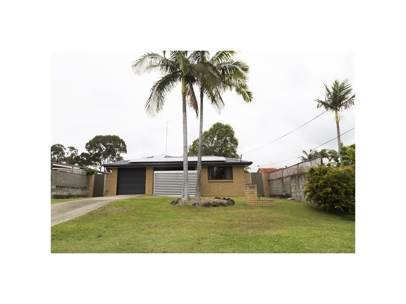 112 Bamboo Avenue, Benowa QLD 4217