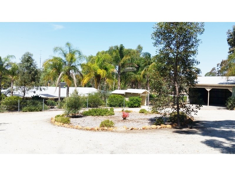 4548 Great Eastern Highway, Bakers Hill WA 6562