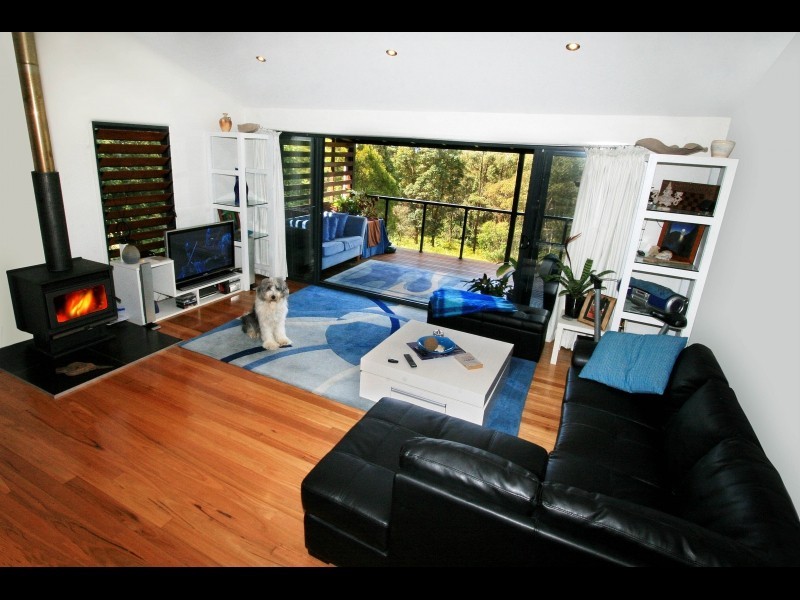10 Madura Court, Tamborine Mountain QLD 4272