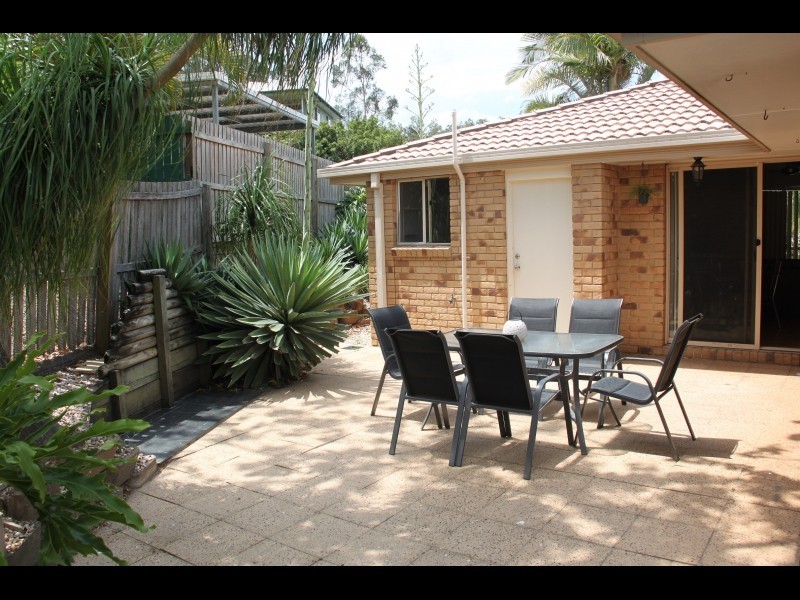 4 Tahan Cresent, Tanah Merah QLD 4128