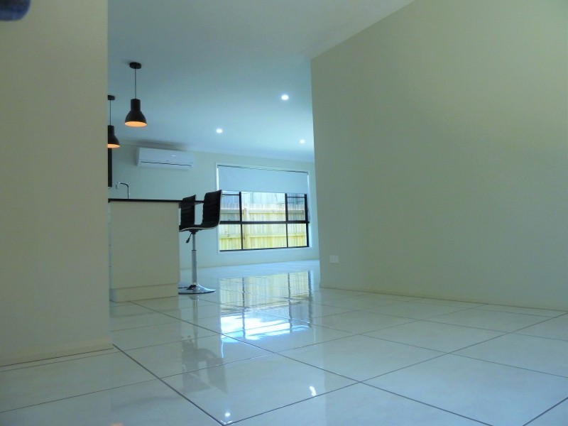 3 Smythe Drive, Highfields QLD 4352