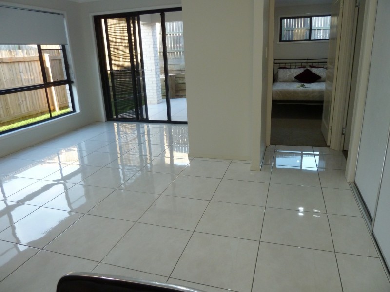 3 Smythe Drive, Highfields QLD 4352