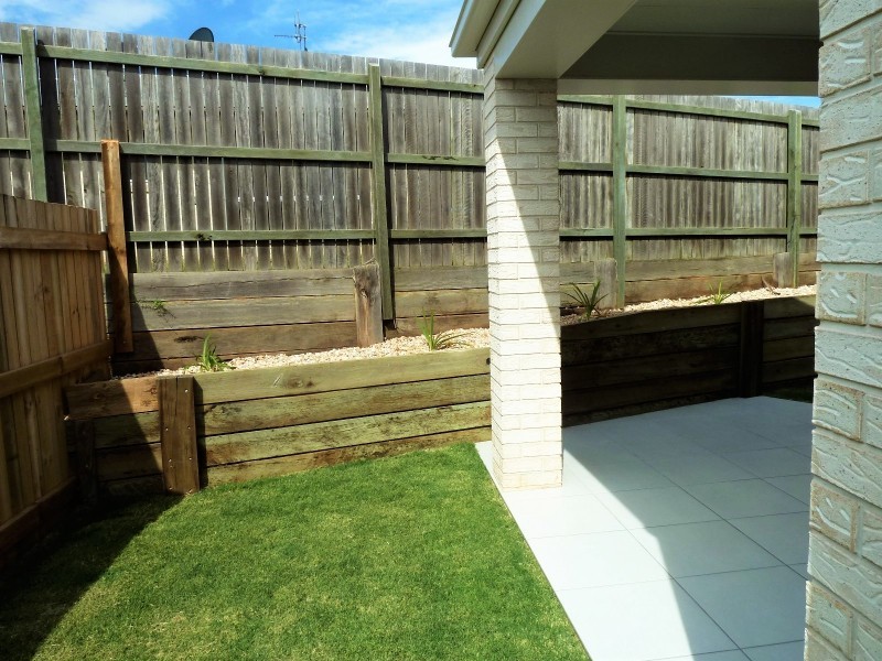 3 Smythe Drive, Highfields QLD 4352