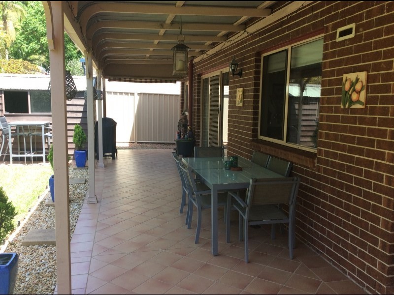 5 Wixstead Close, Point Clare NSW 2250