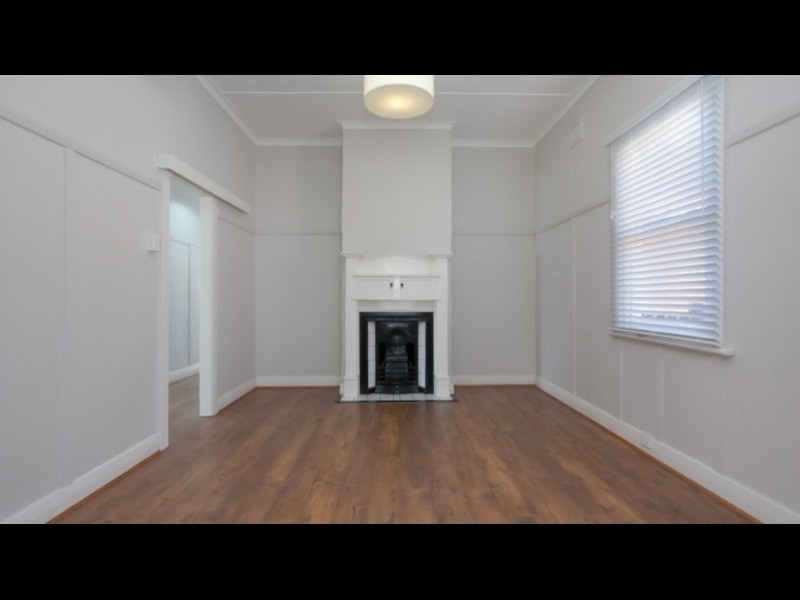 33 Harriet Street, Waratah NSW 2298