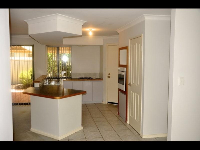 1 Zlinya Circle, Spearwood WA 6163