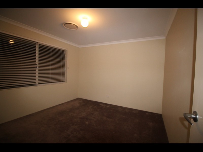 26 Atkins Parade, Hammond Park WA 6164