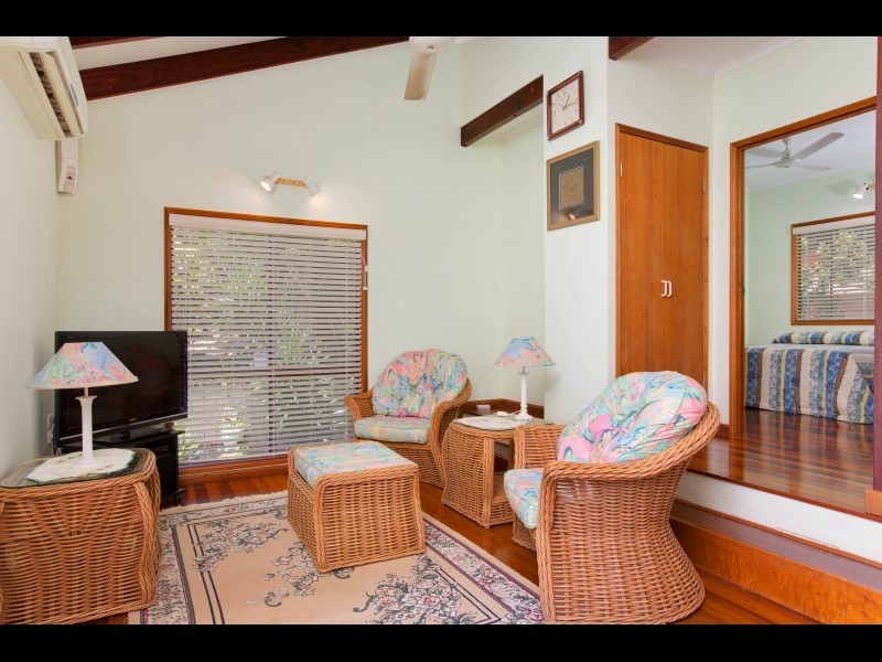 5 Longden Street, Brinsmead QLD 4870