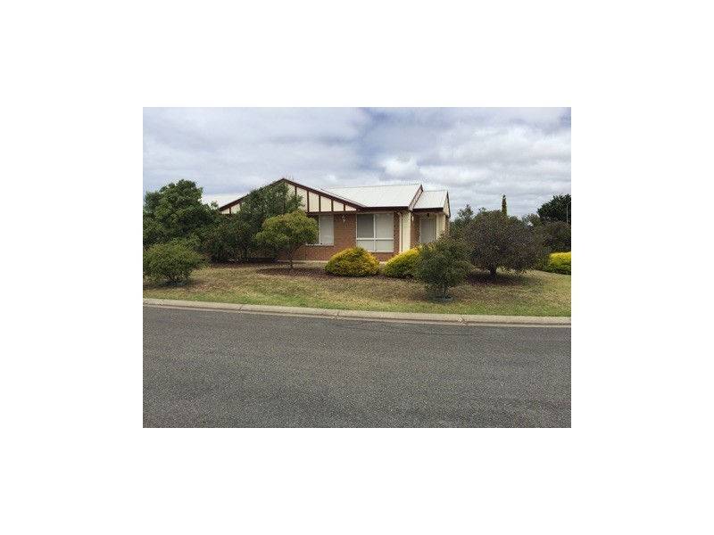 17 Tolmer Court, Hayborough SA 5211