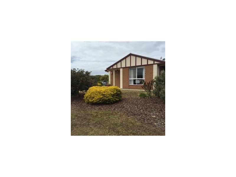17 Tolmer Court, Hayborough SA 5211