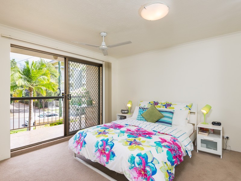 1/18 Vincent Street, Indooroopilly QLD 4068