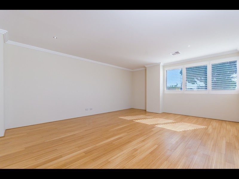 7 BALANDI WAY, City Beach WA 6015