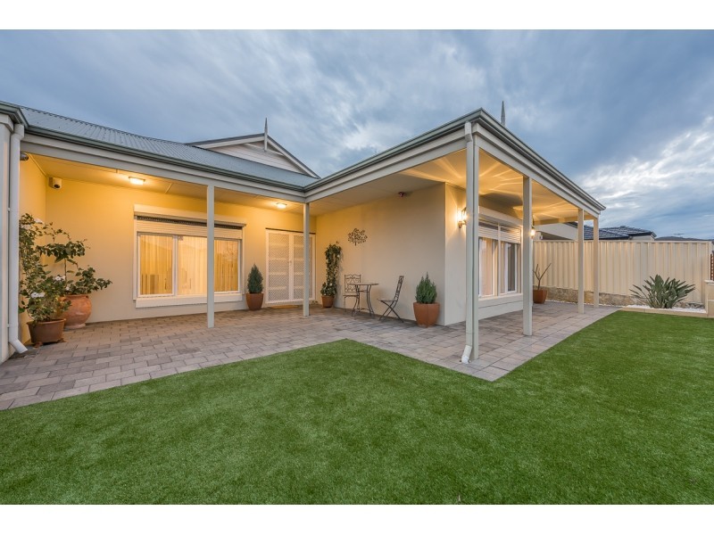 3 Risana Close, Madeley WA 6065