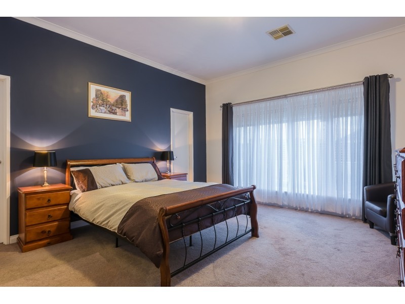 3 Risana Close, Madeley WA 6065