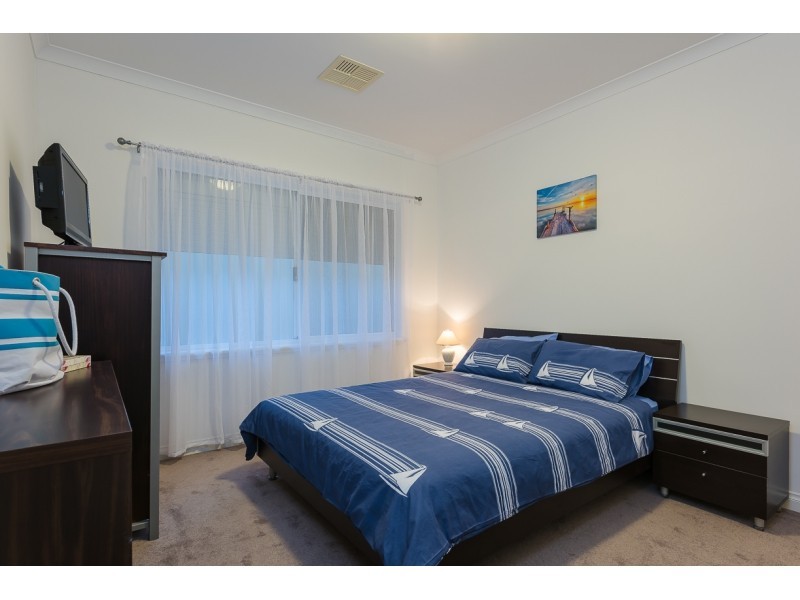 3 Risana Close, Madeley WA 6065