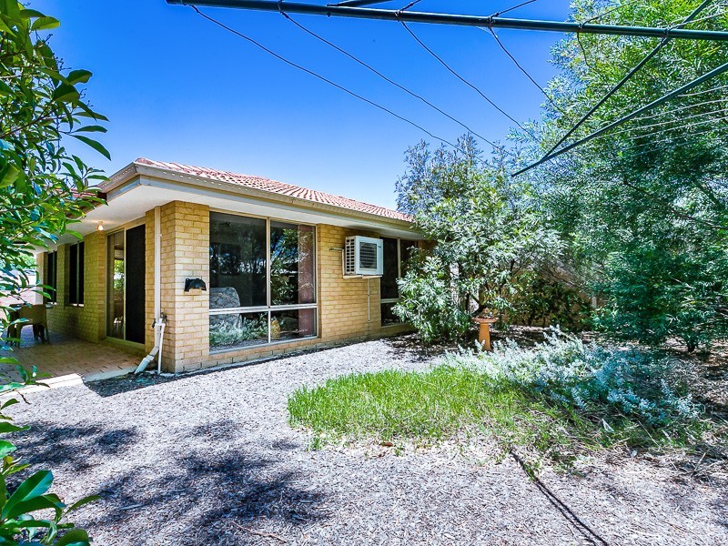 26 Ewart Street, Midvale WA 6056