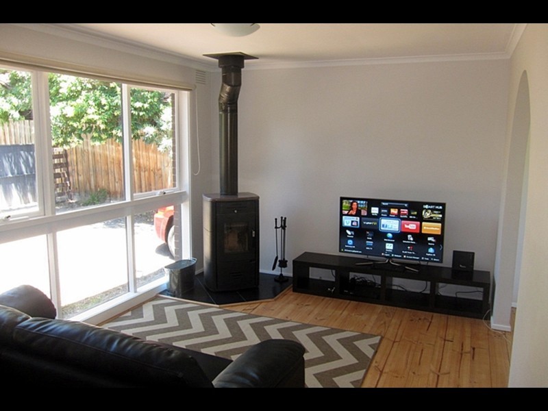 2/1137 Main Road, Eltham VIC 3095