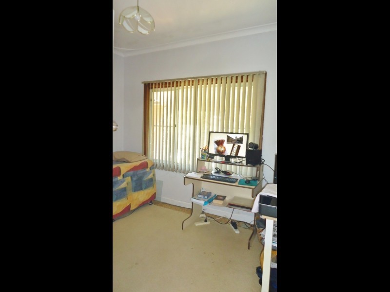 10A Cranwell Street, Thornlie WA 6108