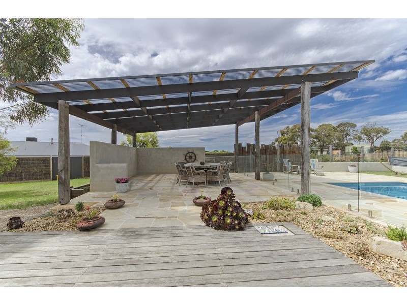 2 Echidna Wynd, Torquay VIC 3228