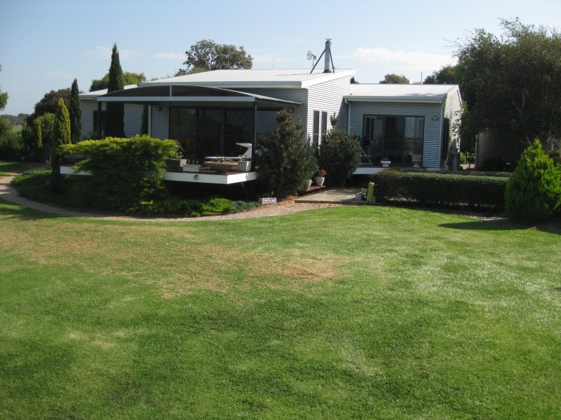 95 Barlings Road, Crossley VIC 3283